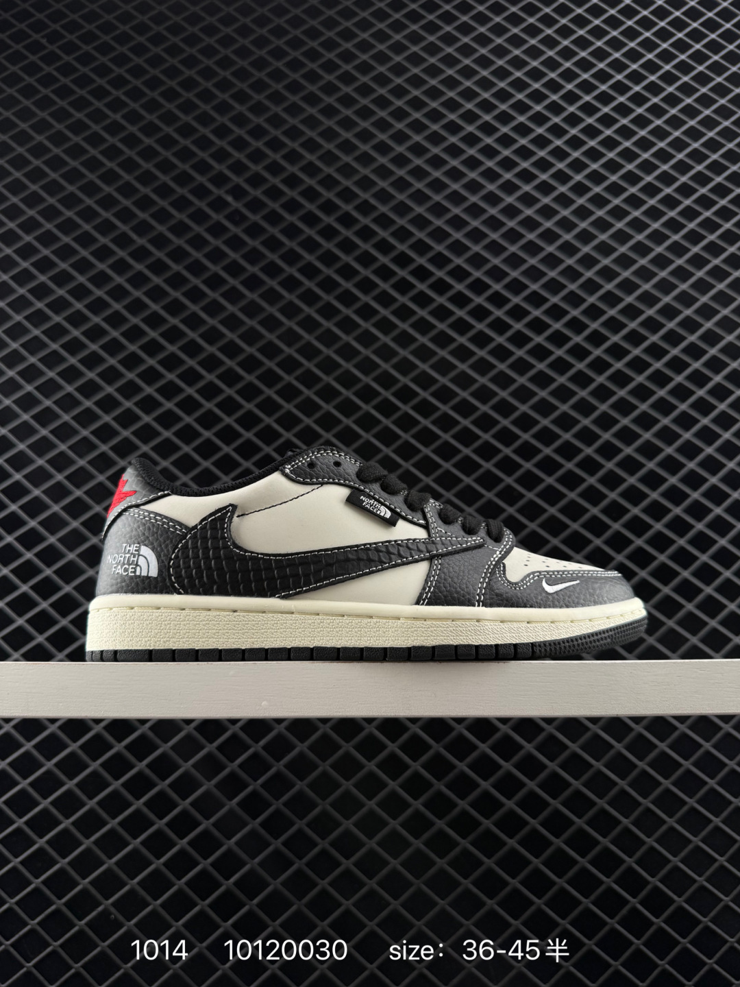 Travis Scott x Air Jordan 1 ” Reverse Mocha “